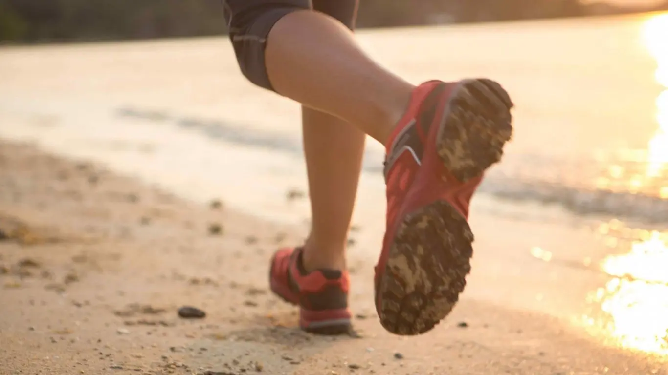 how to walk with plantar fasciitis